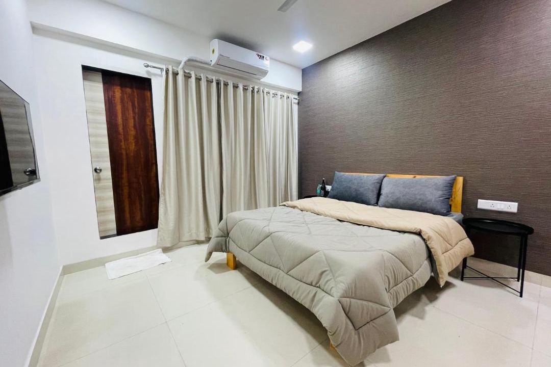 Photo of Bedroom in Vile Parle East