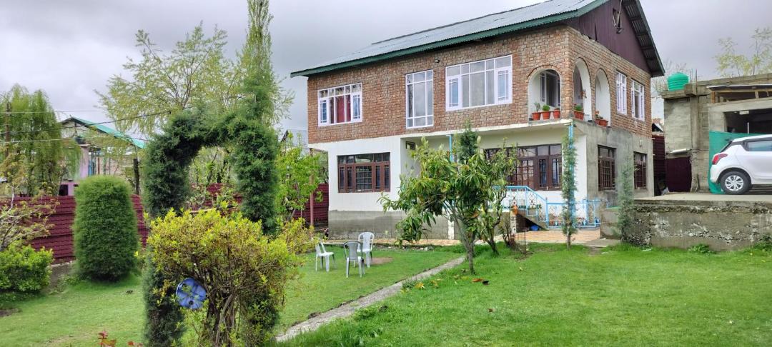 Photo of Others in Srinagar