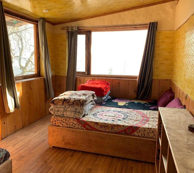 Photo of Livingroom in Vashist