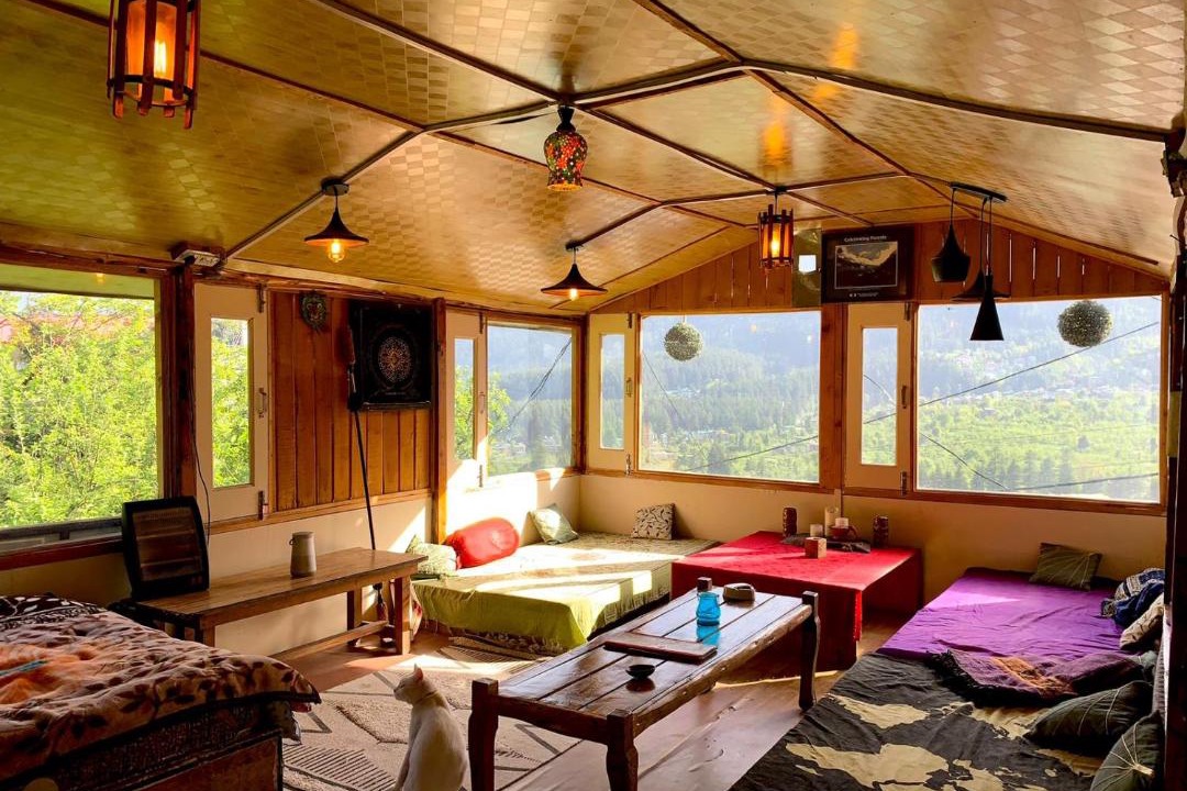 Photo of Livingroom in Vashist