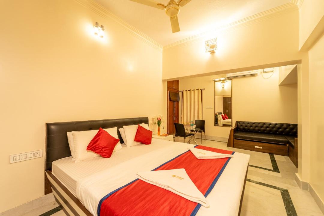 Photo of Bedroom in HBR Layout