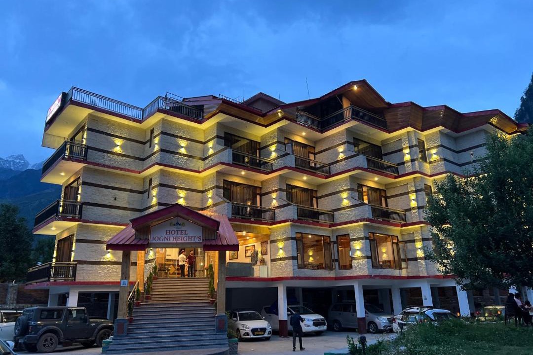 Photo of Buildings in Bashisht