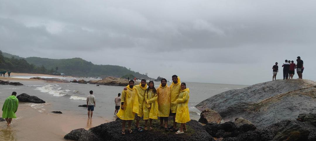 Photo of Human In Picture in Hireguthi