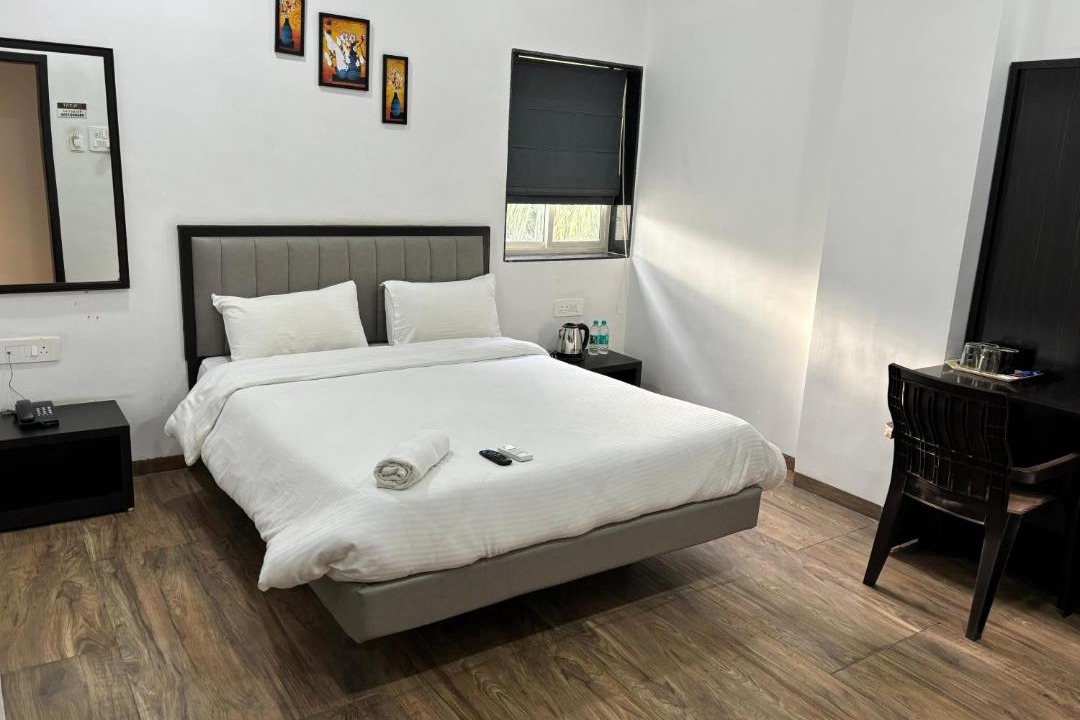 Photo of Bedroom in Satara