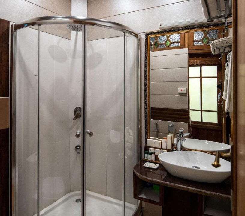 Photo of Bathroom in Sudarbal