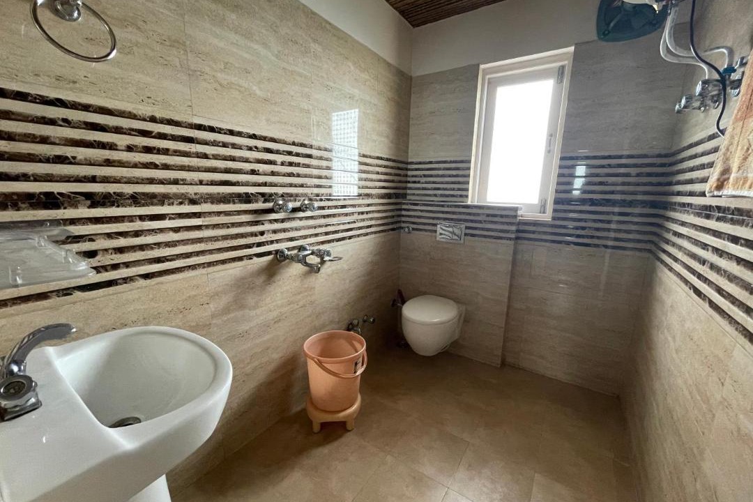 Photo of Bathroom in Sarahan