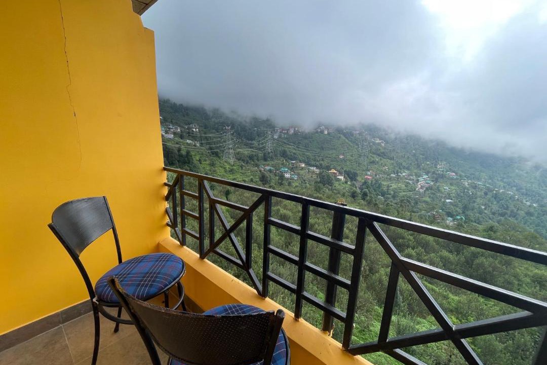 Photo of Patio Balcony in Sarahan