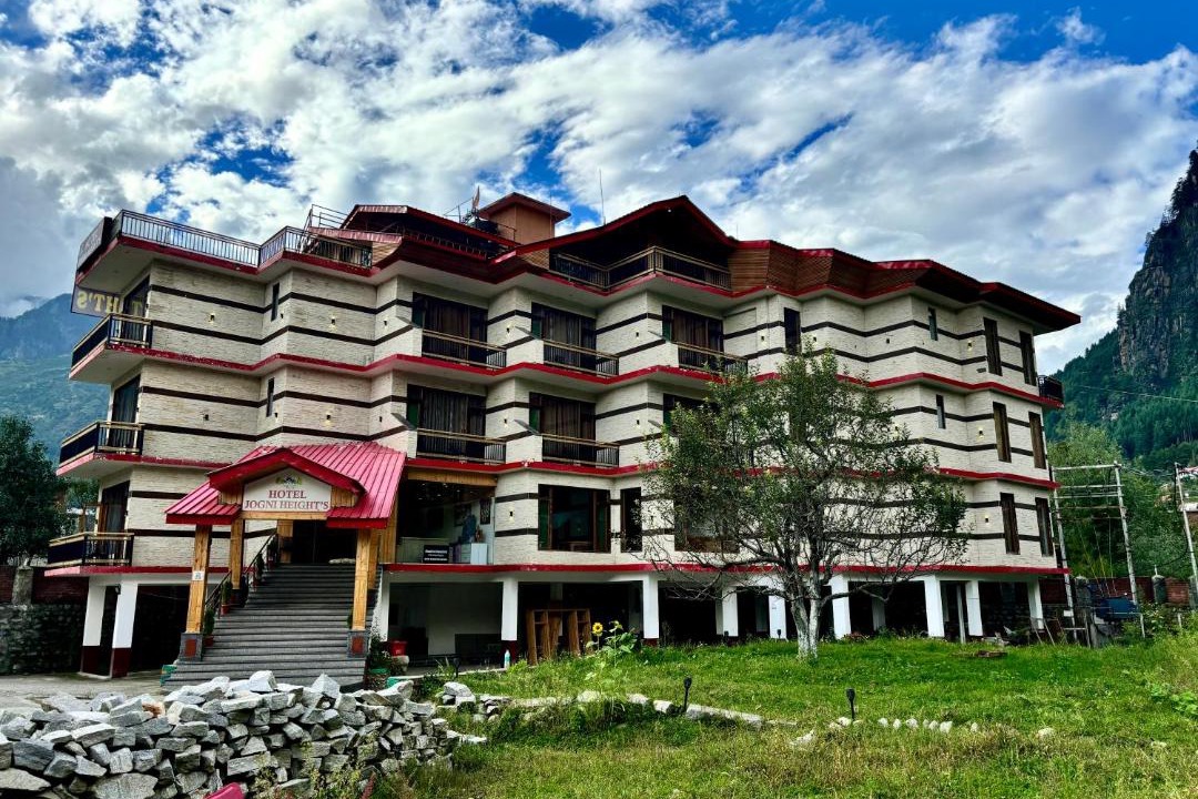 Photo of Others in Bashisht