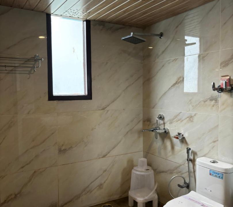Photo of Bathroom in Bashisht