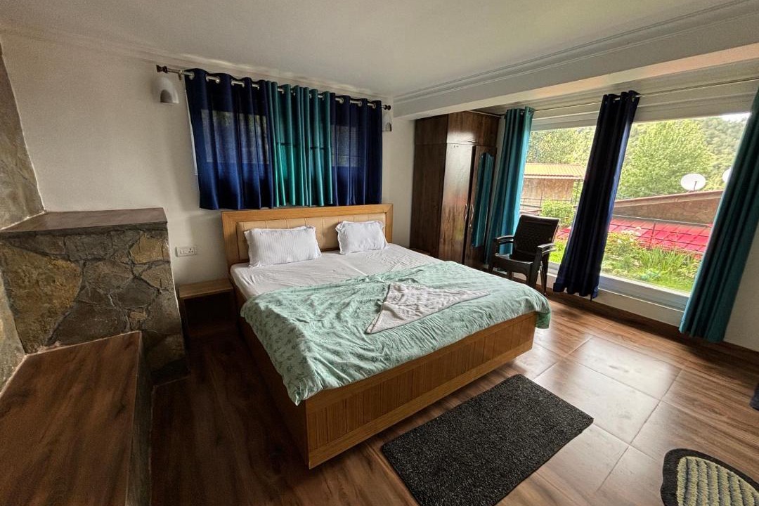 Photo of Bedroom in Mukteshwar