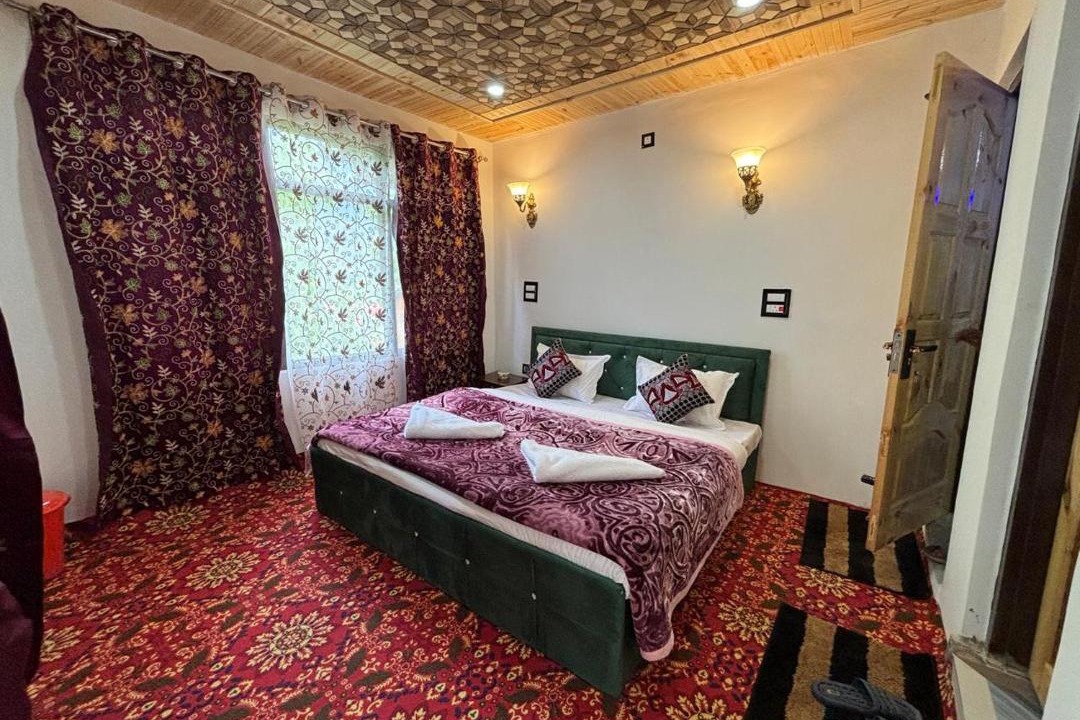 Photo of Others in Pahalgam