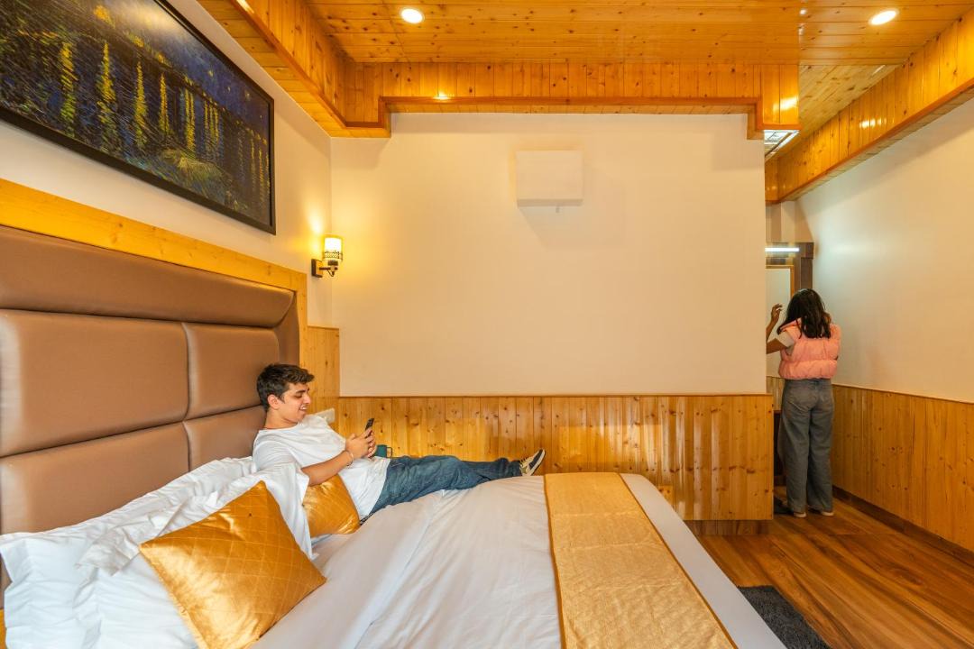 Photo of Others in Kasol