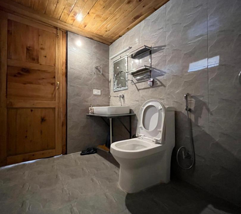 Photo of Bathroom in Shoja