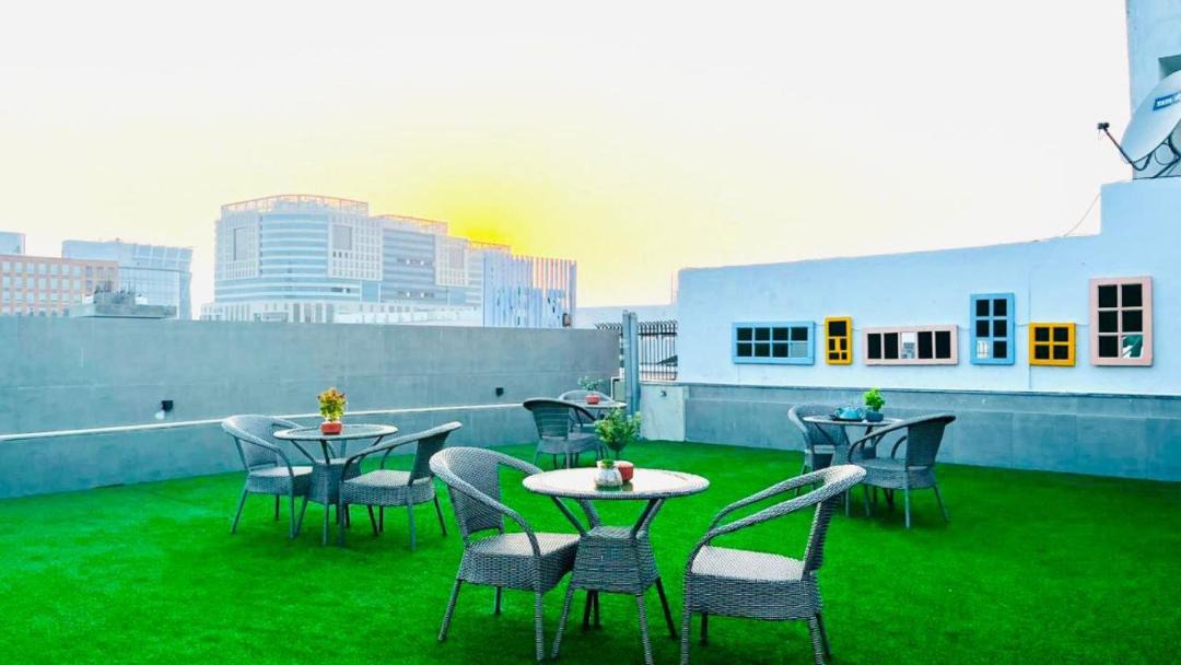 Photo of Others in DLF Phase 3