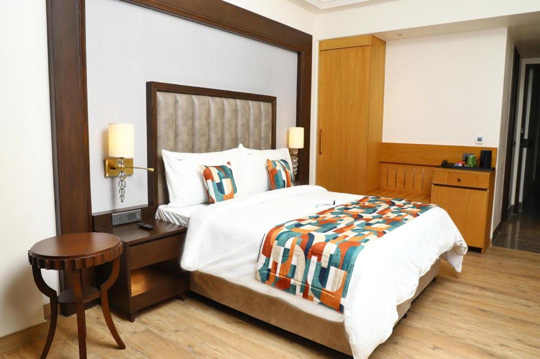 Photo of Bedroom in Ranjit Avenue