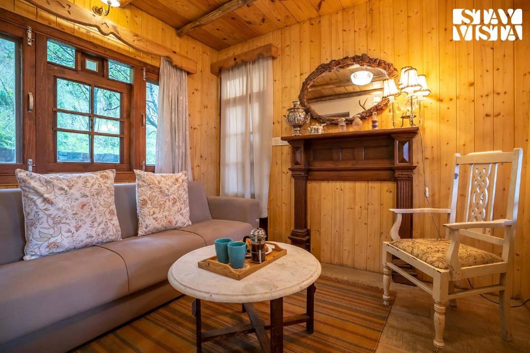 Photo of Livingroom in Naggar