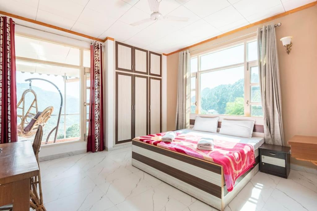 Photo of Bedroom in Dharampur
