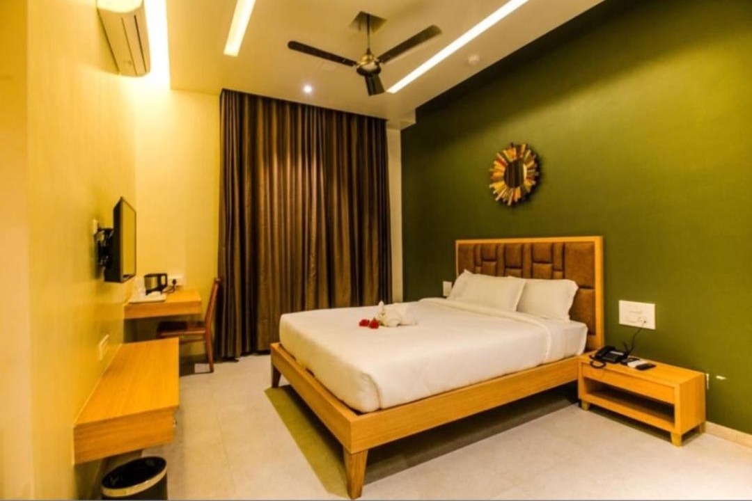 Photo of Bedroom in Satara