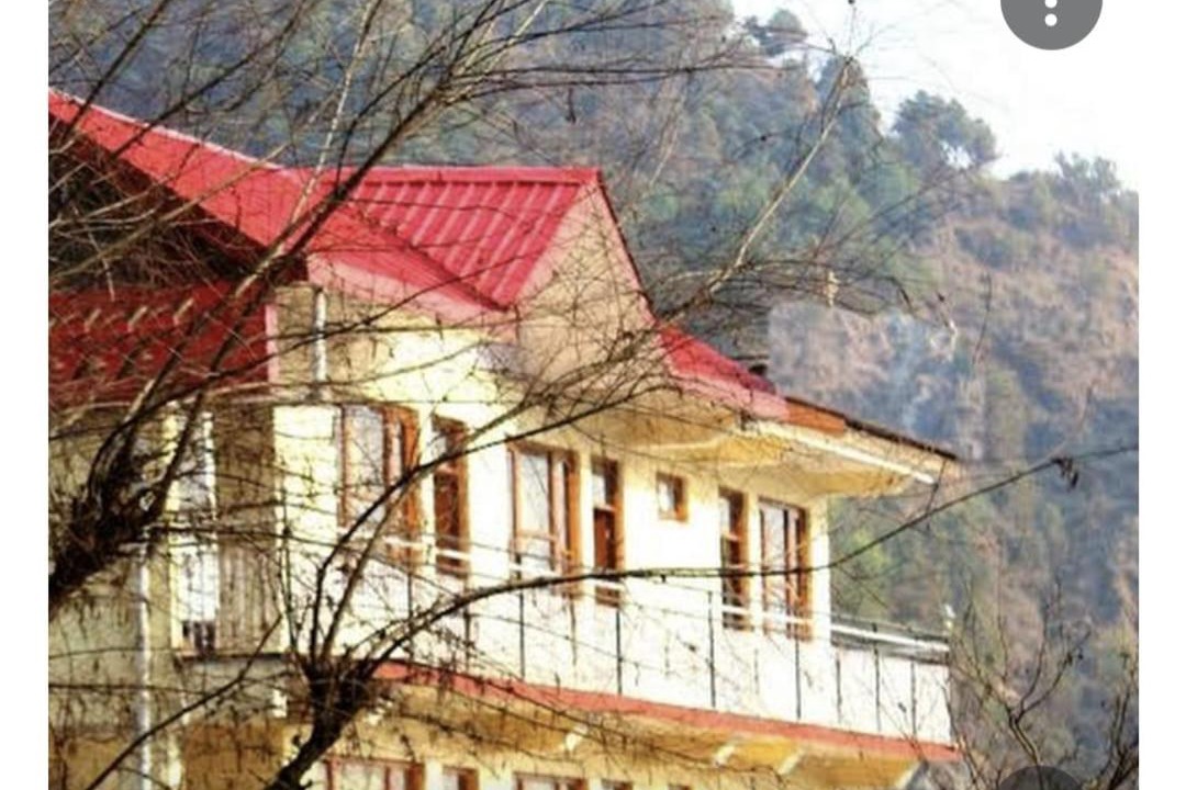 Photo of Others in Bhagsu Nag