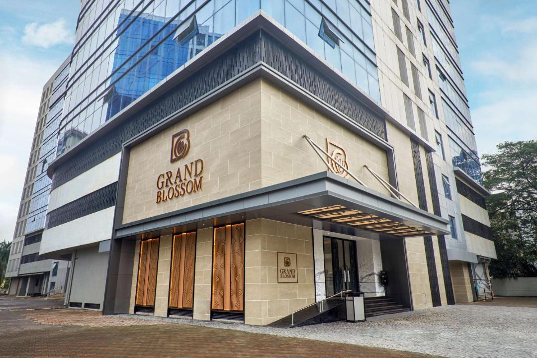 Photo of Buildings in Malad West