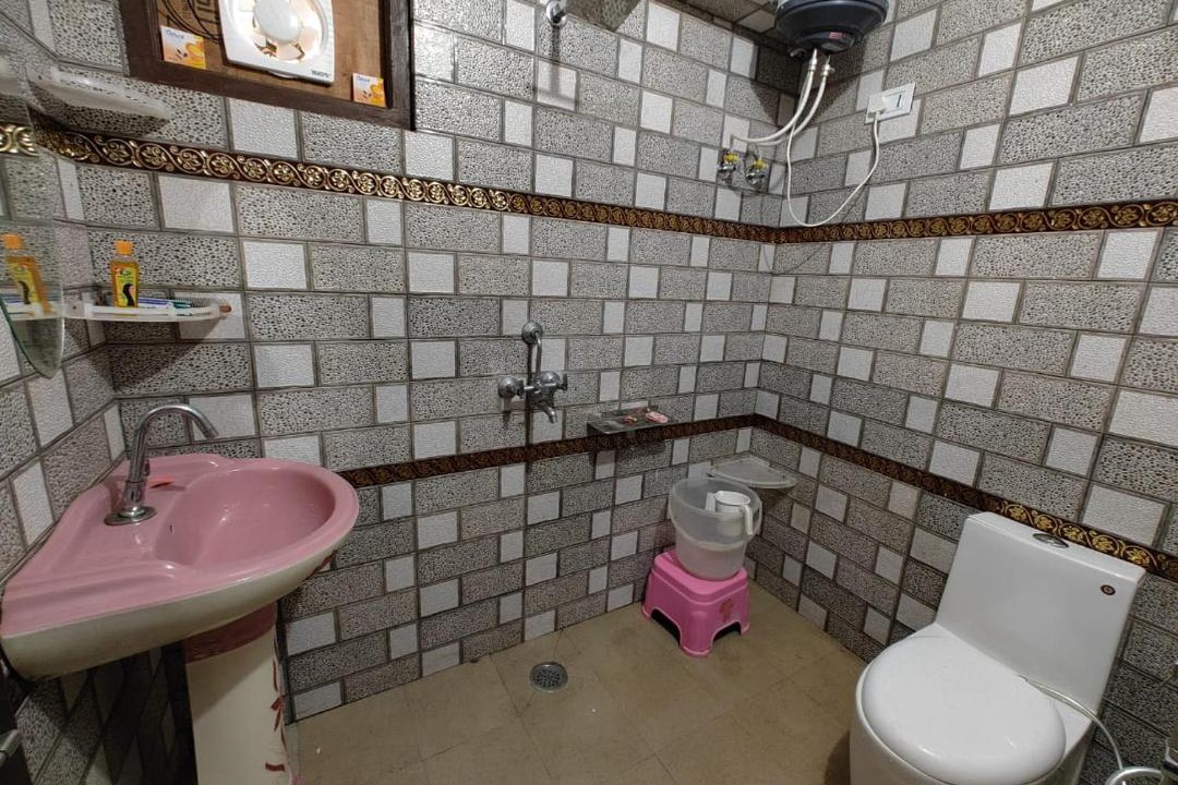 Photo of Bathroom in Shilon Bagh