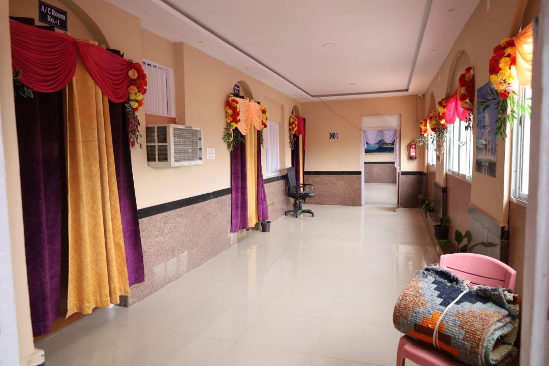 Photo of Others in Kharagpur
