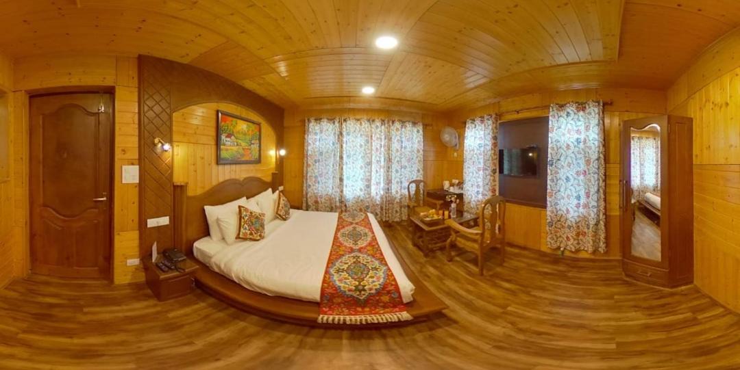Photo of Others in Pahalgam