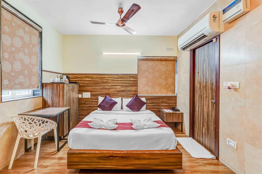 Photo of Bedroom in Teynampet