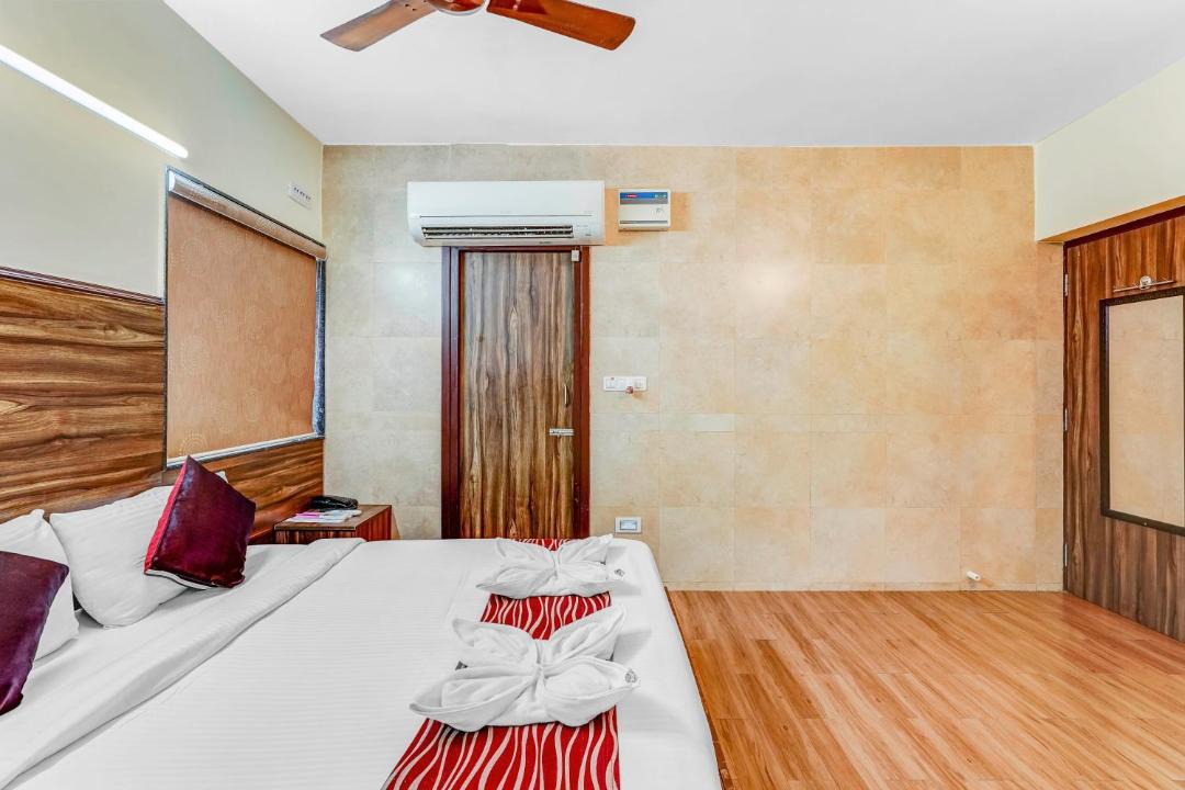 Photo of Bedroom in Teynampet