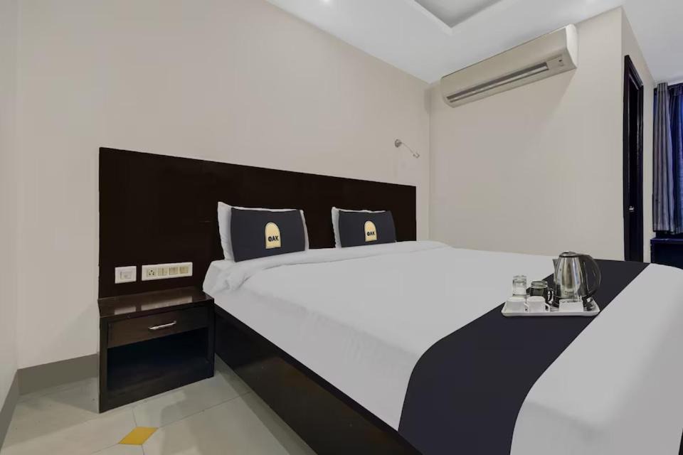 Photo of Bedroom in Adarsh Nagar