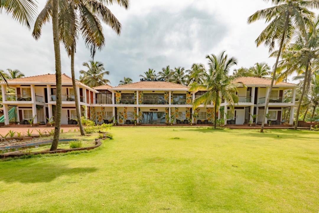 Photo of Buildings in Inna