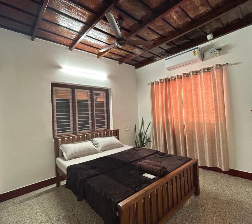 Photo of Bedroom in Adyar
