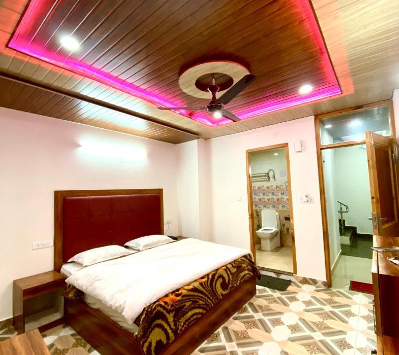 Photo of Bedroom in New Manali