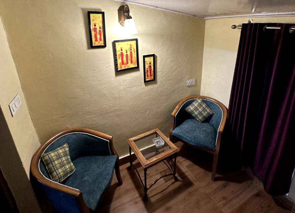 Photo of Livingroom in Landour