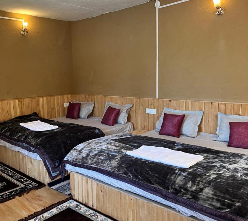Photo of Bedroom in Jibhi