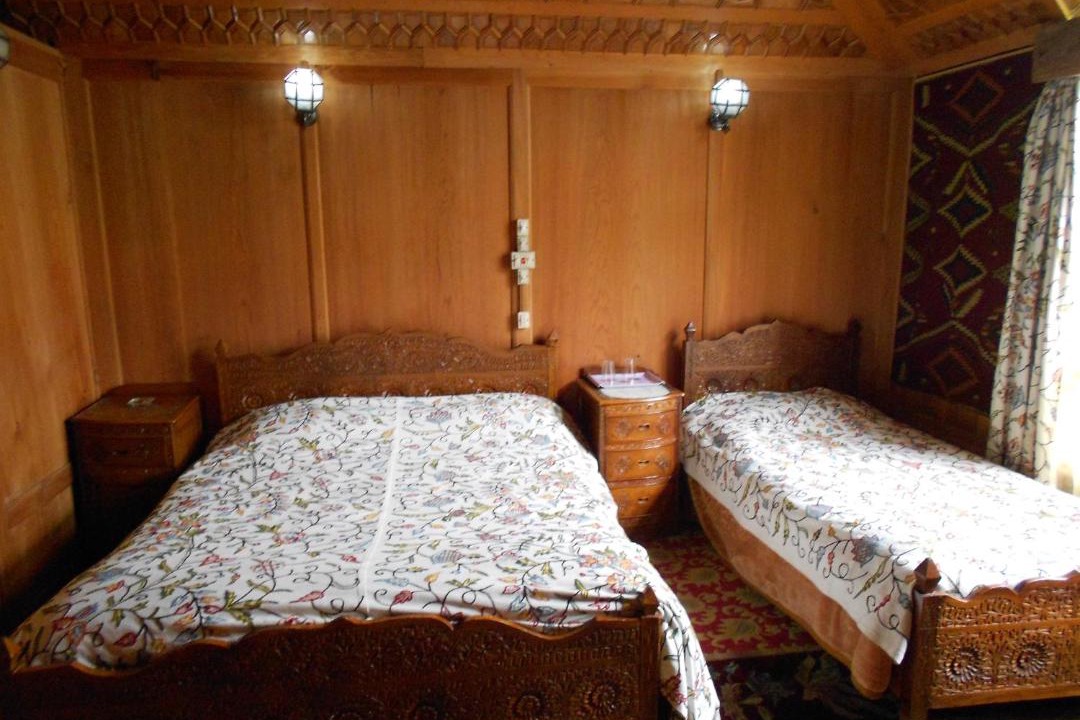 Photo of Bedroom in Nagin Bagh