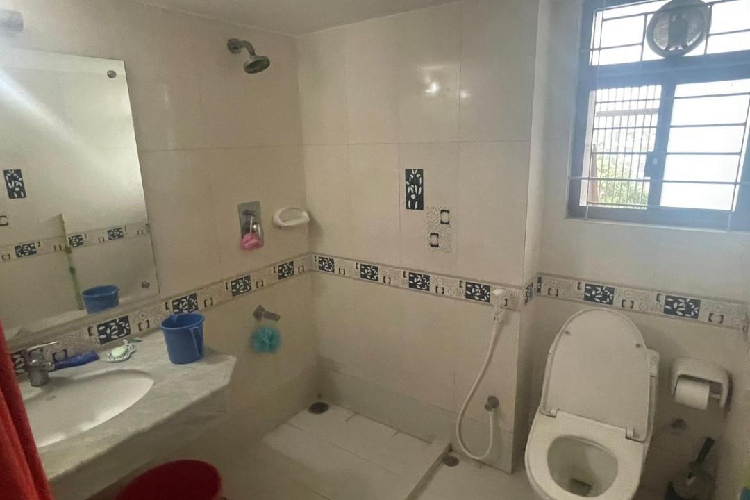Photo of Bathroom in Dhanmondi