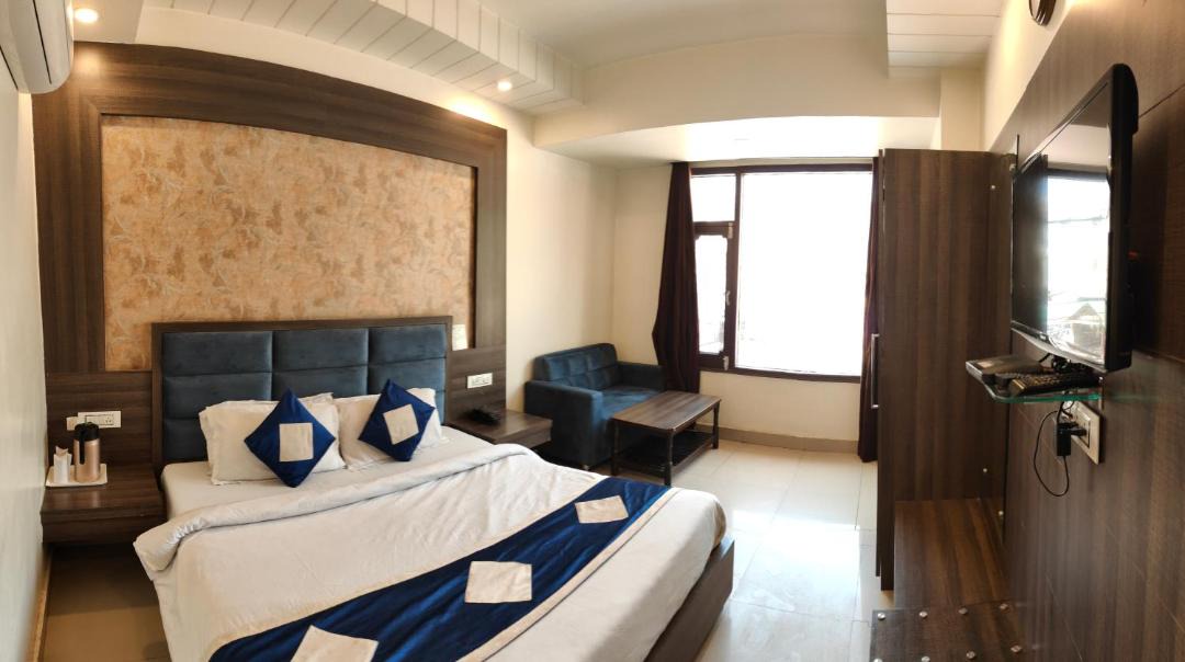 Photo of Bedroom in Katra