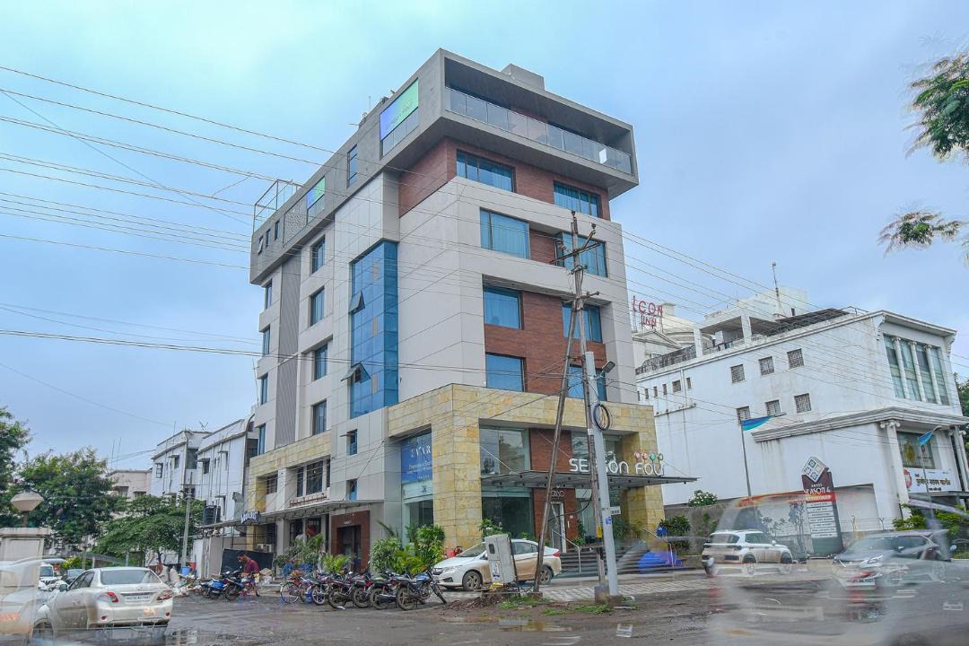 Photo of Buildings in Sangli
