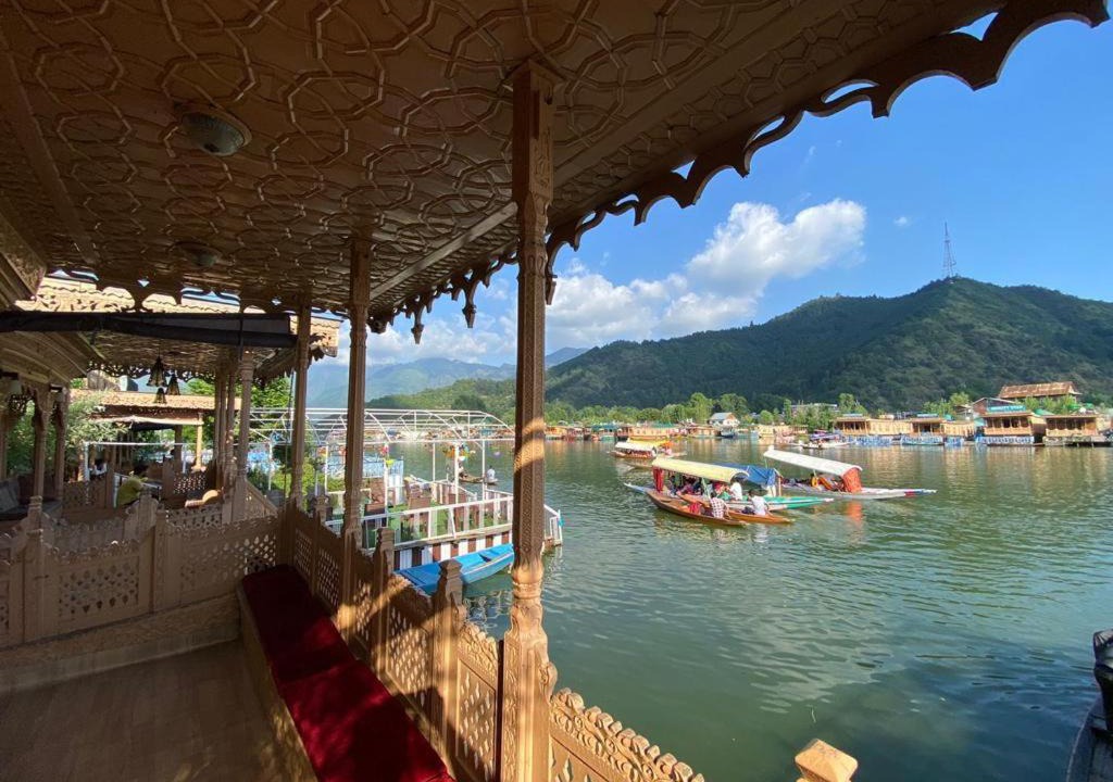 Photo of Others in Dal Lake