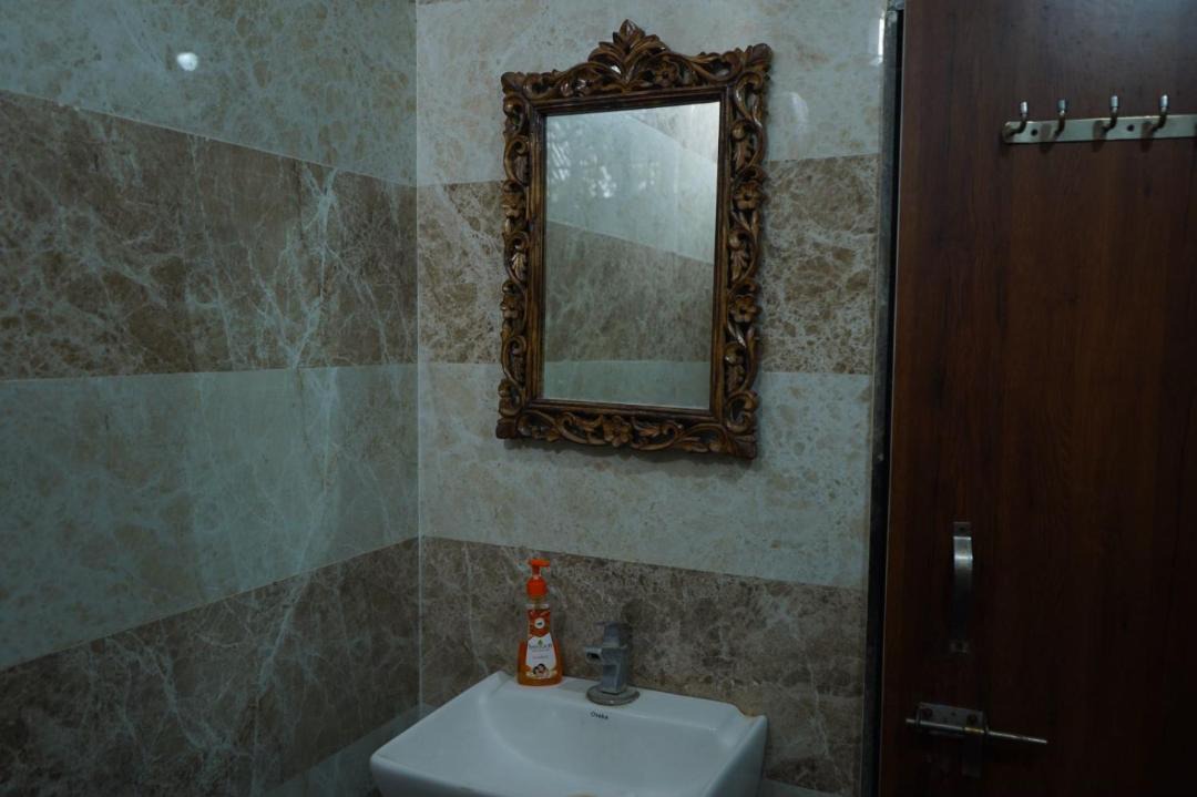 Photo of Bathroom in Pandharpur
