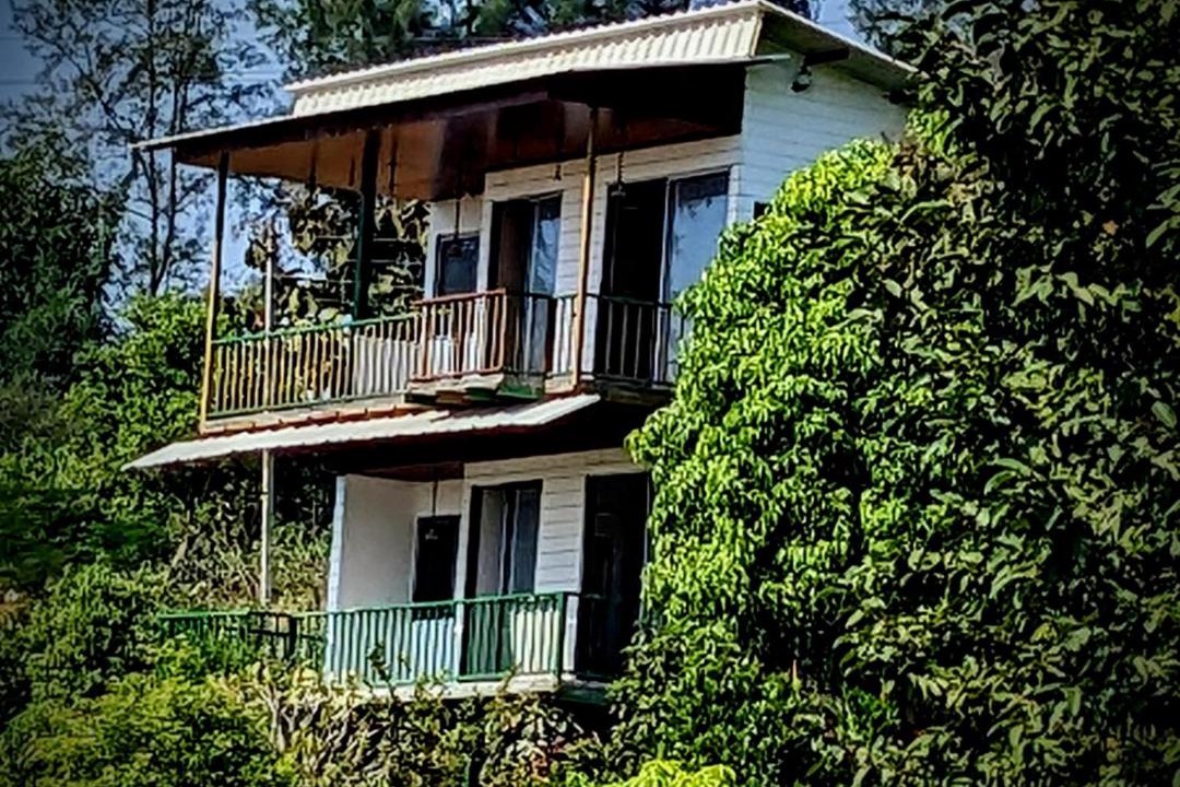 Photo of Others in Pali