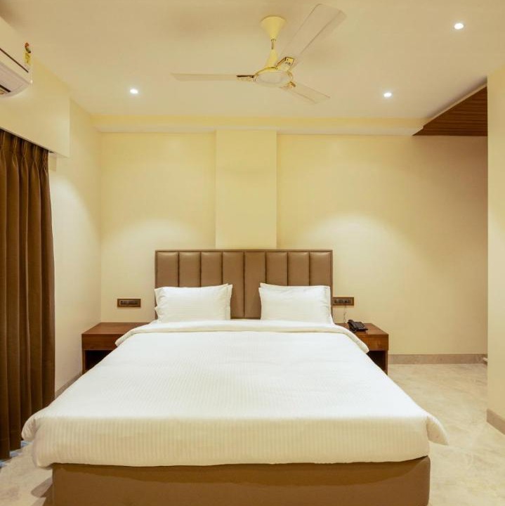 Photo of Bedroom in Parel