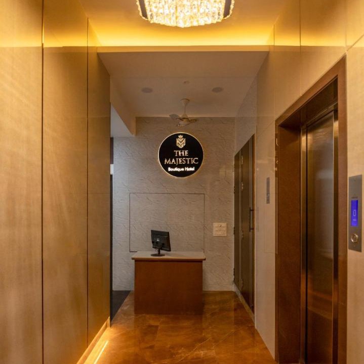 Photo of Bathroom in Parel