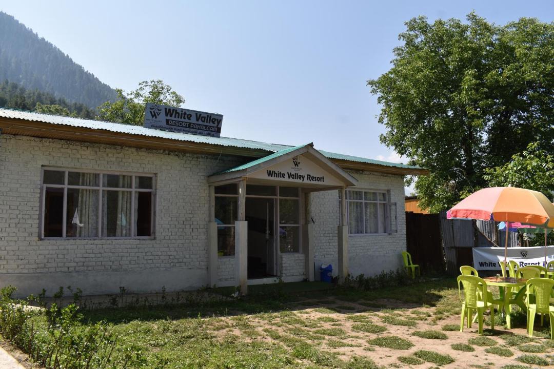 Photo of Others in Laripora