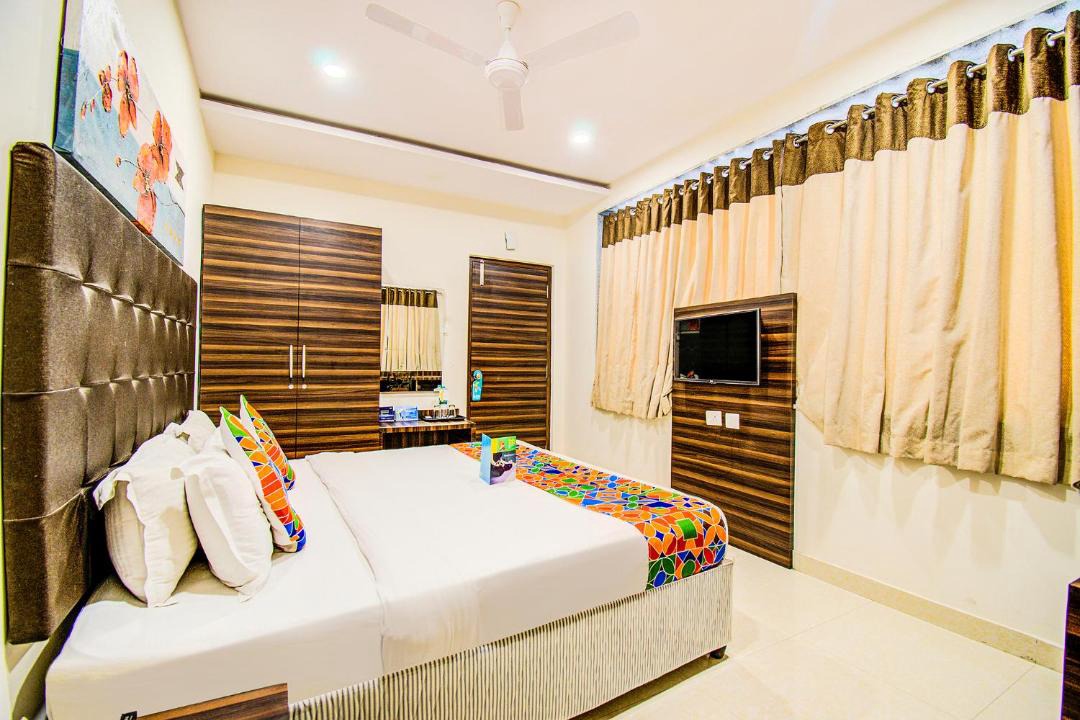 Photo of Bedroom in HITEC City