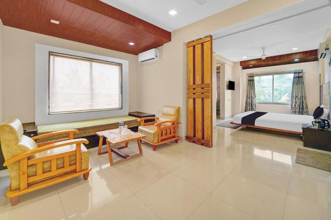 Photo of Livingroom in Satara