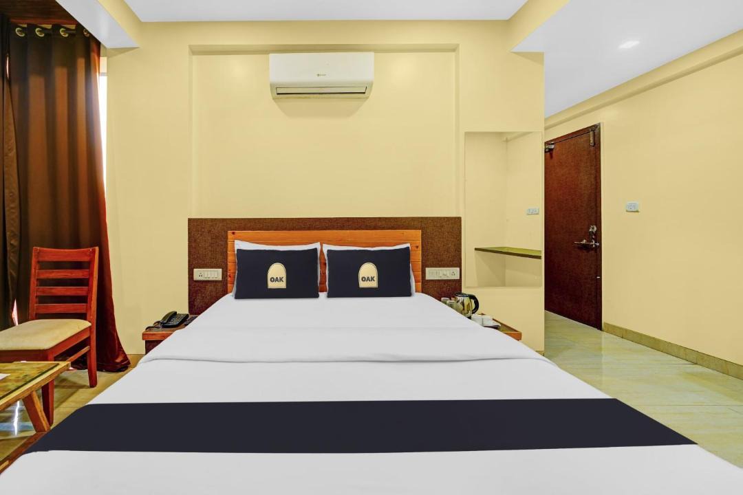 Photo of Bedroom in Satara