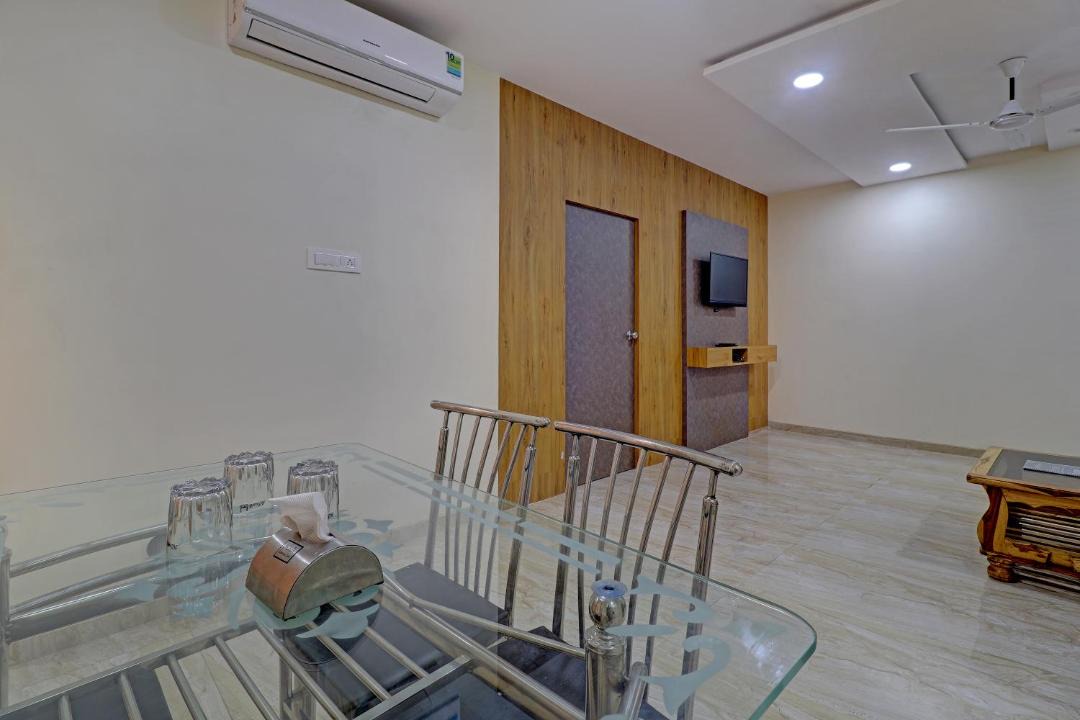 Photo of Others in Airoli