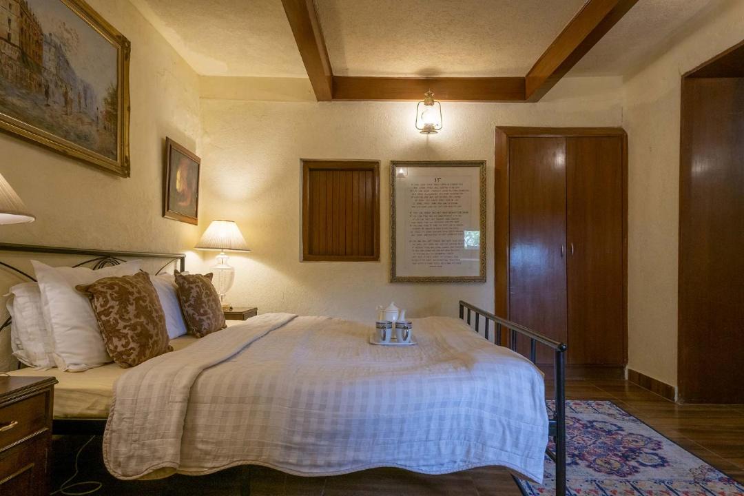 Photo of Bedroom in Kasauli